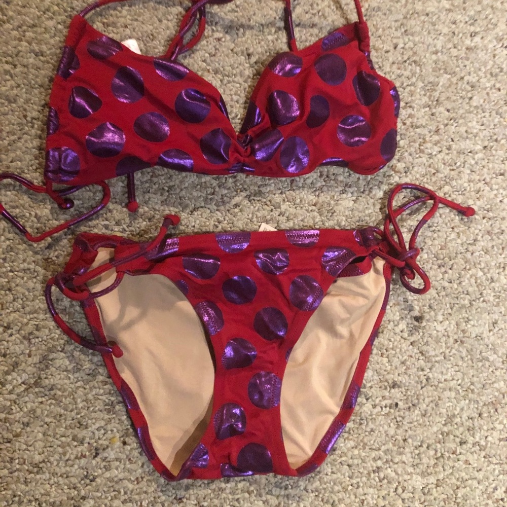 Victoria’s Secret polkadot bikini